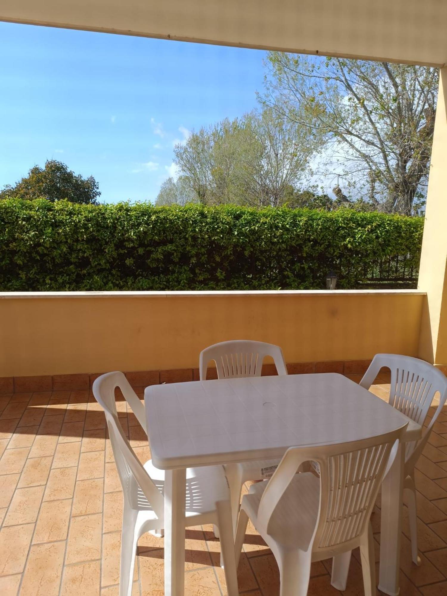 Ferienwohnung Lizzies Hus Fiumicino Exterior foto